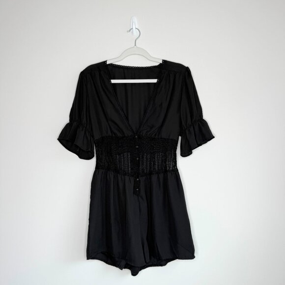 Black V Neck Lace Waist Romper - Picture 2 of 8